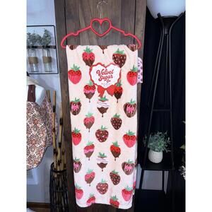 Velvet Sugar Co. Chocolate Covered Strawberry Blanket